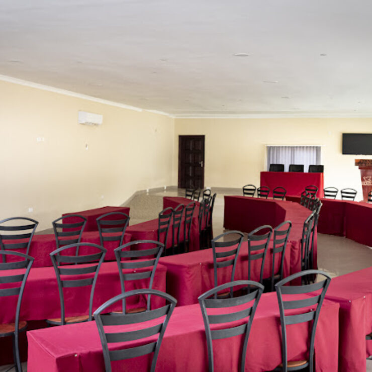 Hosting Memorable Events: Why Choose Our Conference Room